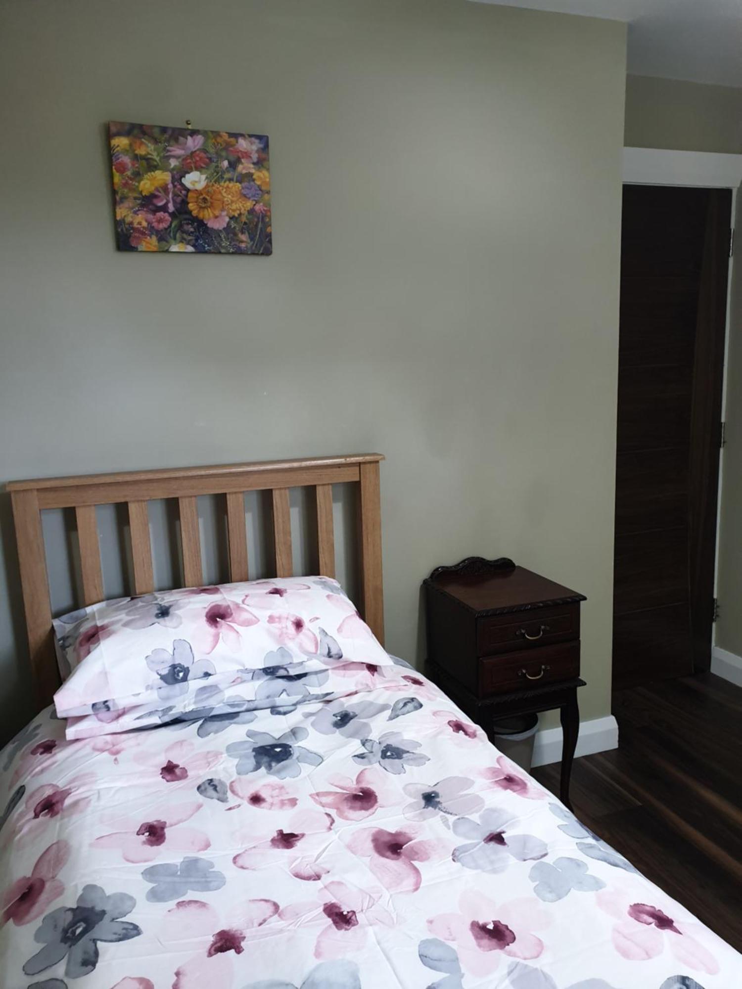 Dungloe Lakeside Lodging Apartment Exterior foto